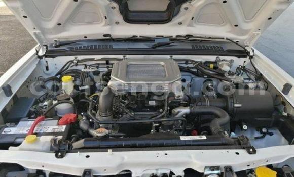 Acheter Occasion Voiture Nissan Hardbody Blanc à Bhunya, Manzini Acheter Occasion Voiture Nissan Hardbody Blanc à Bhunya, Manzini