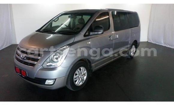 Acheter Occasion Voiture Hyundai H1 Gris à Bhunya, Manzini Acheter Occasion Voiture Hyundai H1 Gris à Bhunya, Manzini