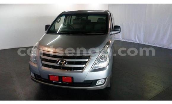 Acheter Occasion Voiture Hyundai H1 Gris à Bhunya, Manzini Acheter Occasion Voiture Hyundai H1 Gris à Bhunya, Manzini