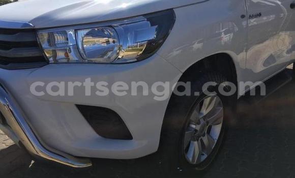 Acheter Occasion Voiture Toyota Hilux Blanc à Bhunya, Manzini Acheter Occasion Voiture Toyota Hilux Blanc à Bhunya, Manzini