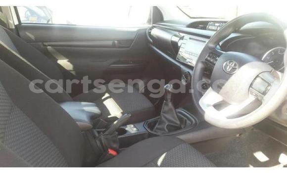 Acheter Occasion Voiture Toyota Hilux Blanc à Bhunya, Manzini Acheter Occasion Voiture Toyota Hilux Blanc à Bhunya, Manzini