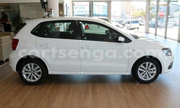 Acheter Occasion Voiture Volkswagen Polo Blanc à Bhunya, Manzini Acheter Occasion Voiture Volkswagen Polo Blanc à Bhunya, Manzini