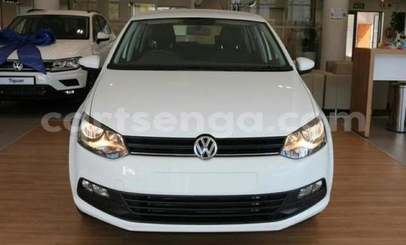 Acheter Occasion Voiture Volkswagen Polo Blanc à Bhunya, Manzini Acheter Occasion Voiture Volkswagen Polo Blanc à Bhunya, Manzini