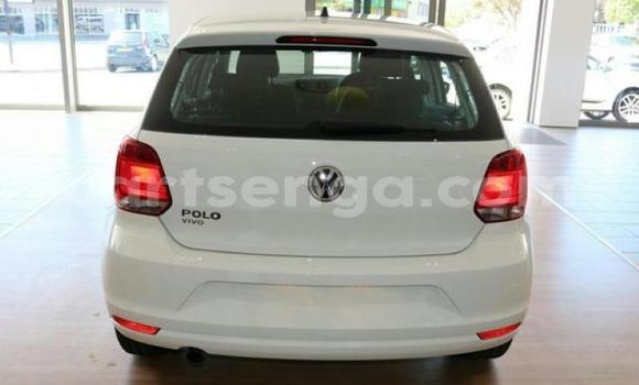 Acheter Occasion Voiture Volkswagen Polo Blanc à Bhunya, Manzini Acheter Occasion Voiture Volkswagen Polo Blanc à Bhunya, Manzini