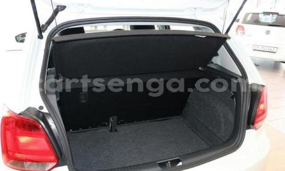 Acheter Occasion Voiture Volkswagen Polo Blanc à Bhunya, Manzini Acheter Occasion Voiture Volkswagen Polo Blanc à Bhunya, Manzini
