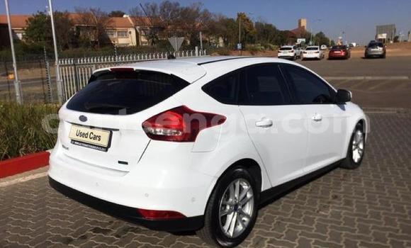 Acheter Occasion Voiture Ford Focus Blanc à Bhunya, Manzini Acheter Occasion Voiture Ford Focus Blanc à Bhunya, Manzini