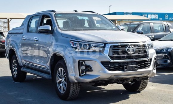 Buy Import Toyota Hilux Other Car in Import - Dubai in Hhohho Buy Import Toyota Hilux Other Car in Import - Dubai in Hhohho
