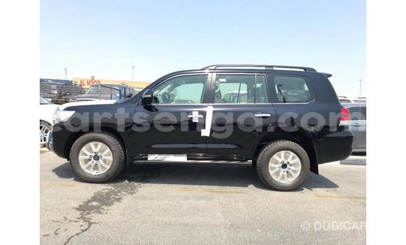 Buy Import Toyota Land Cruiser Black Car in Import - Dubai in Hhohho Buy Import Toyota Land Cruiser Black Car in Import - Dubai in Hhohho
