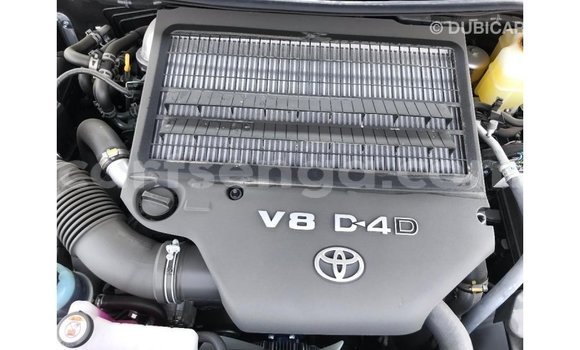 Buy Import Toyota Land Cruiser Black Car in Import - Dubai in Hhohho Buy Import Toyota Land Cruiser Black Car in Import - Dubai in Hhohho