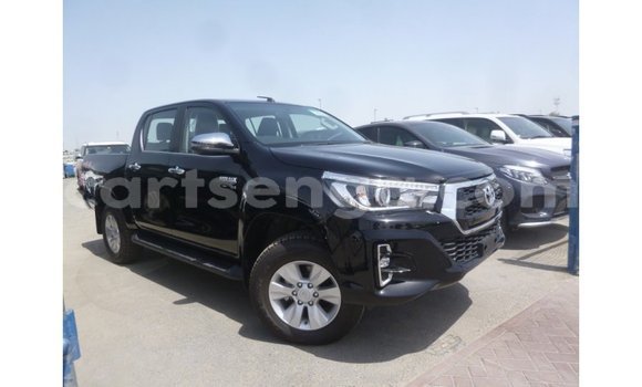 Nunua Imported Toyota Hilux Black Gari ndani ya Import - Dubai nchini Hhohho Nunua Imported Toyota Hilux Black Gari ndani ya Import - Dubai nchini Hhohho