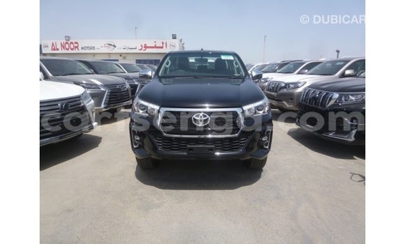 Nunua Imported Toyota Hilux Black Gari ndani ya Import - Dubai nchini Hhohho Nunua Imported Toyota Hilux Black Gari ndani ya Import - Dubai nchini Hhohho