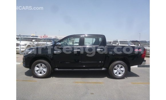 Nunua Imported Toyota Hilux Black Gari ndani ya Import - Dubai nchini Hhohho Nunua Imported Toyota Hilux Black Gari ndani ya Import - Dubai nchini Hhohho