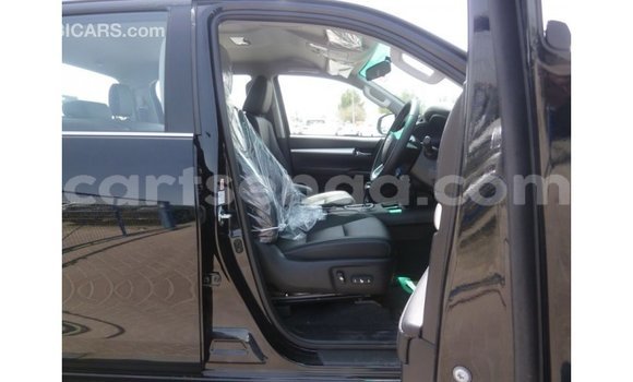 Nunua Imported Toyota Hilux Black Gari ndani ya Import - Dubai nchini Hhohho Nunua Imported Toyota Hilux Black Gari ndani ya Import - Dubai nchini Hhohho