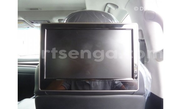 Acheter Import Voiture Lexus LX Blanc à Import - Dubai, Hhohho Acheter Import Voiture Lexus LX Blanc à Import - Dubai, Hhohho