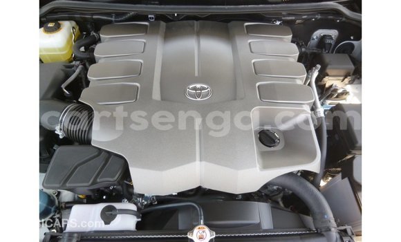 Buy Import Toyota Land Cruiser White Car in Import - Dubai in Hhohho Buy Import Toyota Land Cruiser White Car in Import - Dubai in Hhohho
