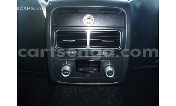 Acheter Import Voiture Volkswagen Touareg Blanc à Import - Dubai, Hhohho Acheter Import Voiture Volkswagen Touareg Blanc à Import - Dubai, Hhohho