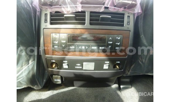 Acheter Import Voiture Toyota Land Cruiser Autre à Import - Dubai, Hhohho Acheter Import Voiture Toyota Land Cruiser Autre à Import - Dubai, Hhohho