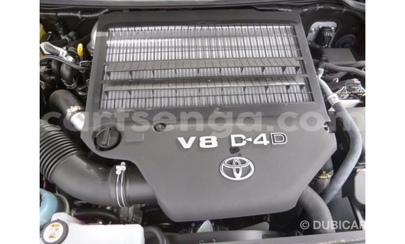 Buy Import Toyota Land Cruiser Other Car in Import - Dubai in Hhohho Buy Import Toyota Land Cruiser Other Car in Import - Dubai in Hhohho