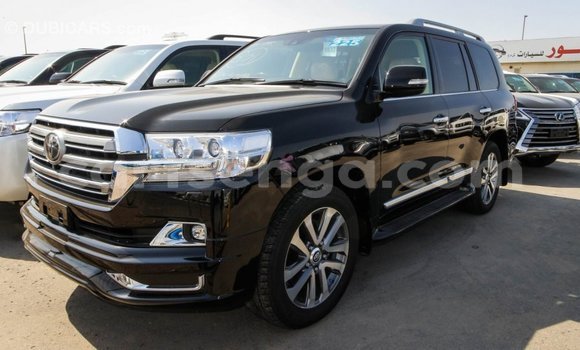 Acheter Import Voiture Toyota Land Cruiser Noir à Import - Dubai, Hhohho Acheter Import Voiture Toyota Land Cruiser Noir à Import - Dubai, Hhohho