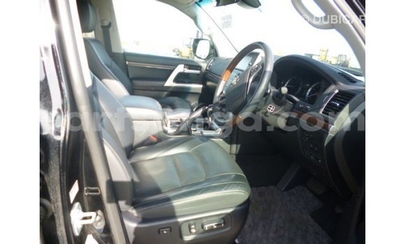 Nunua Imported Toyota Land Cruiser Black Gari ndani ya Import - Dubai nchini Hhohho Nunua Imported Toyota Land Cruiser Black Gari ndani ya Import - Dubai nchini Hhohho