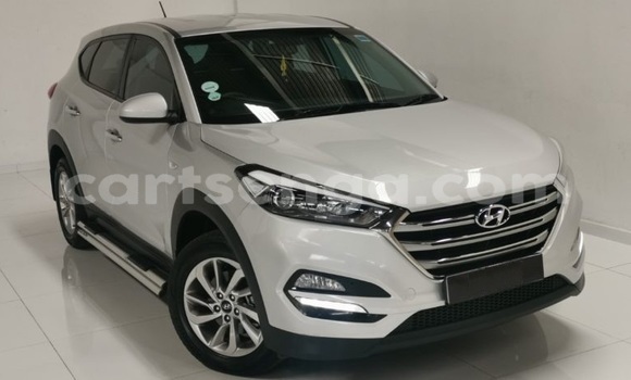 Buy Used Hyundai Tucson Silver Car in Mbabane in Manzini Buy Used Hyundai Tucson Silver Car in Mbabane in Manzini