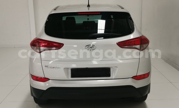 Buy Used Hyundai Tucson Silver Car in Mbabane in Manzini Buy Used Hyundai Tucson Silver Car in Mbabane in Manzini