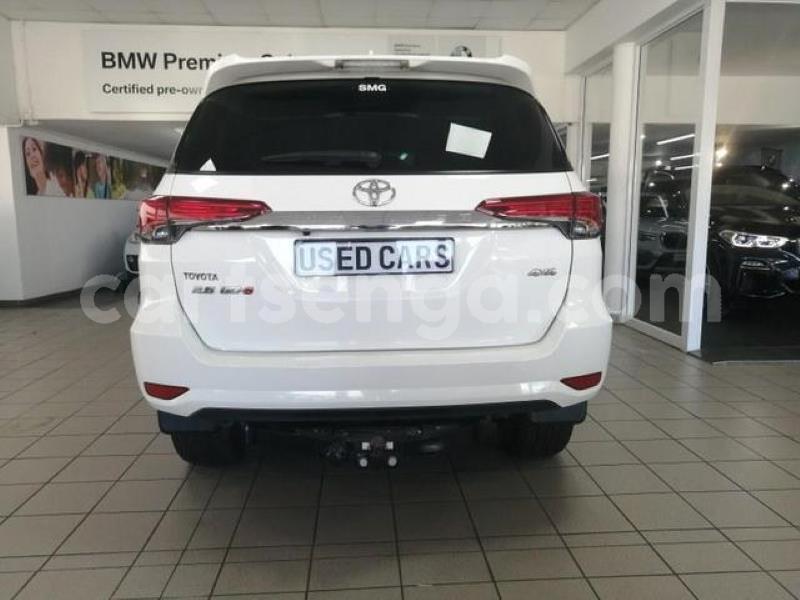 Big with watermark crop800x600 49