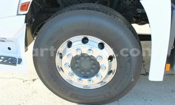 Nunua Ilio tumika Mercedes‒Benz Truck White Lori ndani ya Mbabane nchini Manzini Nunua Ilio tumika Mercedes‒Benz Truck White Lori ndani ya Mbabane nchini Manzini