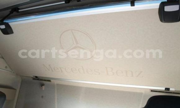 Nunua Ilio tumika Mercedes‒Benz Truck White Lori ndani ya Mbabane nchini Manzini Nunua Ilio tumika Mercedes‒Benz Truck White Lori ndani ya Mbabane nchini Manzini