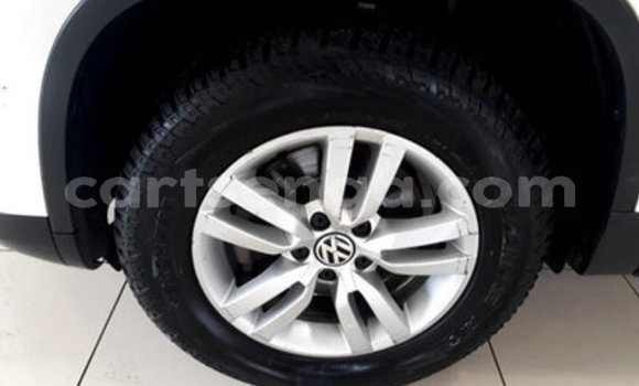 Acheter Occasion Voiture Volkswagen Tiguan Blanc à Big Bend, Lubombo District Acheter Occasion Voiture Volkswagen Tiguan Blanc à Big Bend, Lubombo District