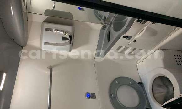 Nunua Ilio tumika Scania Irizar White Lori ndani ya Manzini nchini Manzini Nunua Ilio tumika Scania Irizar White Lori ndani ya Manzini nchini Manzini