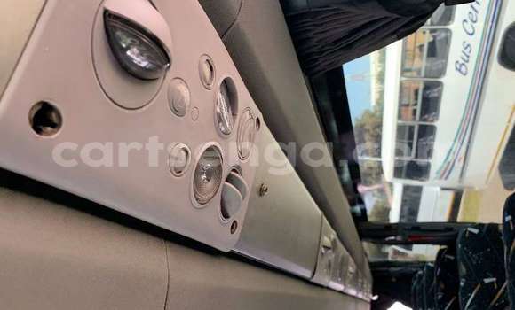 Nunua Ilio tumika Scania Irizar White Lori ndani ya Manzini nchini Manzini Nunua Ilio tumika Scania Irizar White Lori ndani ya Manzini nchini Manzini