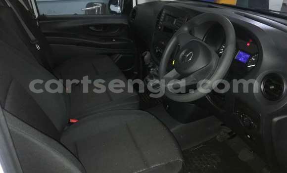 Nunua Ilio tumika Mercedes Viano White Gari ndani ya Manzini nchini Manzini Nunua Ilio tumika Mercedes Viano White Gari ndani ya Manzini nchini Manzini