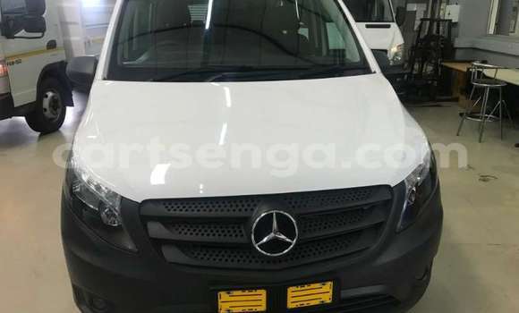 Nunua Ilio tumika Mercedes Viano White Gari ndani ya Manzini nchini Manzini Nunua Ilio tumika Mercedes Viano White Gari ndani ya Manzini nchini Manzini