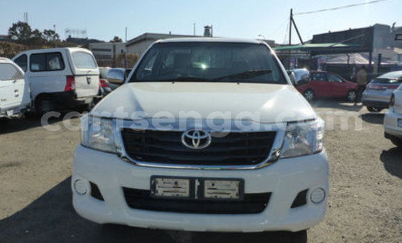 Acheter Occasion Voiture Toyota Hilux Blanc à Mbabane, Manzini Acheter Occasion Voiture Toyota Hilux Blanc à Mbabane, Manzini