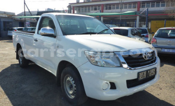 Acheter Occasion Voiture Toyota Hilux Blanc à Mbabane, Manzini Acheter Occasion Voiture Toyota Hilux Blanc à Mbabane, Manzini