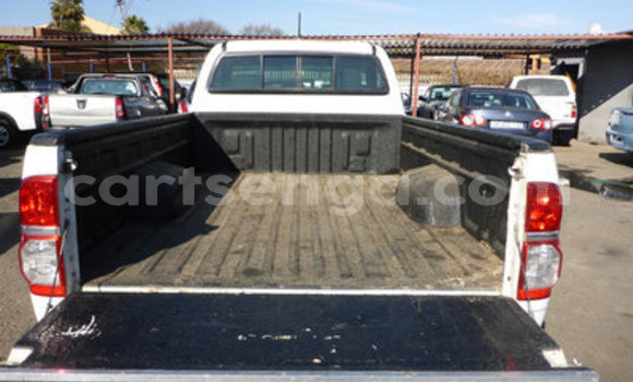 Acheter Occasion Voiture Toyota Hilux Blanc à Mbabane, Manzini Acheter Occasion Voiture Toyota Hilux Blanc à Mbabane, Manzini