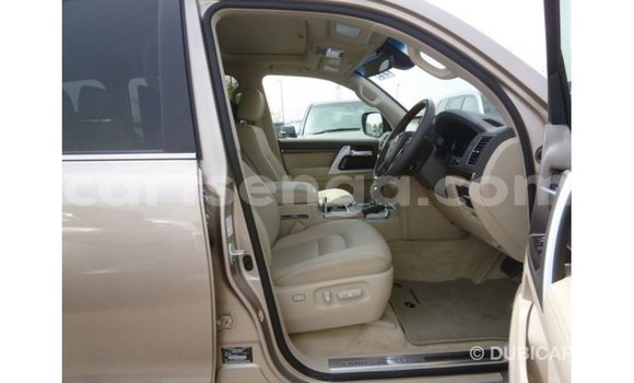 Buy Import Toyota Land Cruiser Other Car in Import - Dubai in Hhohho Buy Import Toyota Land Cruiser Other Car in Import - Dubai in Hhohho