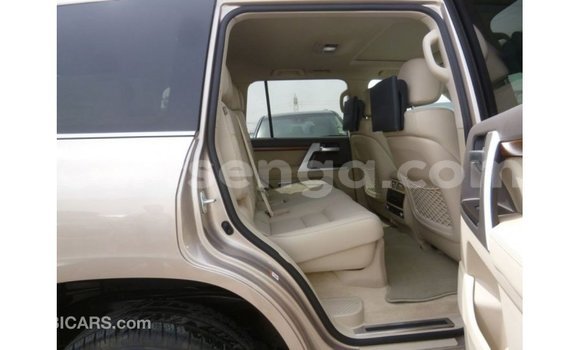 Buy Import Toyota Land Cruiser Other Car in Import - Dubai in Hhohho Buy Import Toyota Land Cruiser Other Car in Import - Dubai in Hhohho
