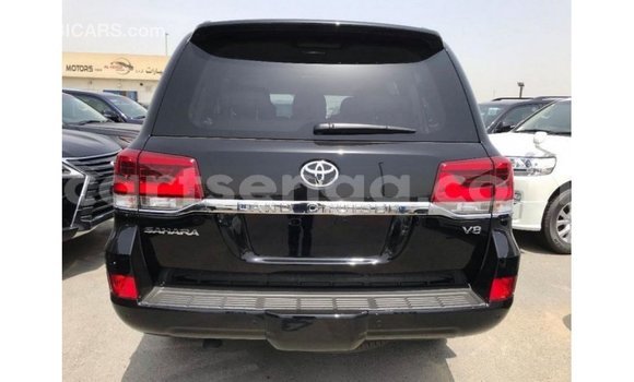 Acheter Import Voiture Toyota Land Cruiser Noir à Import - Dubai, Hhohho Acheter Import Voiture Toyota Land Cruiser Noir à Import - Dubai, Hhohho