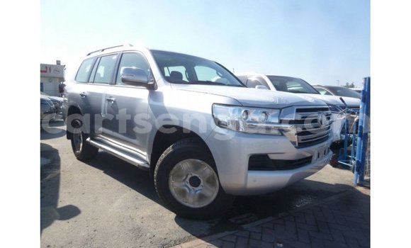 Buy Import Toyota Land Cruiser Other Car in Import - Dubai in Hhohho Buy Import Toyota Land Cruiser Other Car in Import - Dubai in Hhohho