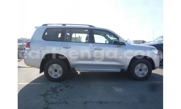 Buy Import Toyota Land Cruiser Other Car in Import - Dubai in Hhohho Buy Import Toyota Land Cruiser Other Car in Import - Dubai in Hhohho