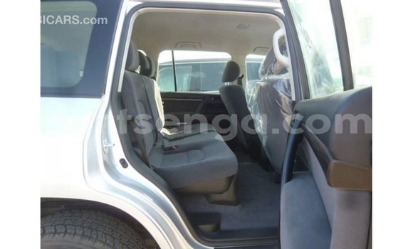 Buy Import Toyota Land Cruiser Other Car in Import - Dubai in Hhohho Buy Import Toyota Land Cruiser Other Car in Import - Dubai in Hhohho
