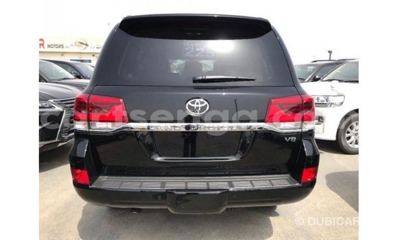 Acheter Import Voiture Toyota Land Cruiser Noir à Import - Dubai, Hhohho Acheter Import Voiture Toyota Land Cruiser Noir à Import - Dubai, Hhohho