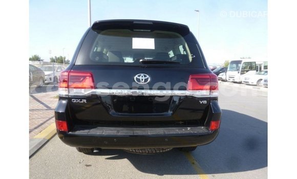 Acheter Import Voiture Toyota Land Cruiser Noir à Import - Dubai, Hhohho Acheter Import Voiture Toyota Land Cruiser Noir à Import - Dubai, Hhohho