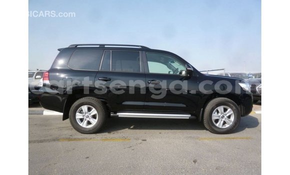 Acheter Import Voiture Toyota Land Cruiser Noir à Import - Dubai, Hhohho Acheter Import Voiture Toyota Land Cruiser Noir à Import - Dubai, Hhohho