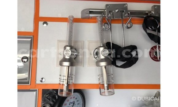 Acheter Import Voiture Toyota Hiace Blanc à Import - Dubai, Hhohho Acheter Import Voiture Toyota Hiace Blanc à Import - Dubai, Hhohho