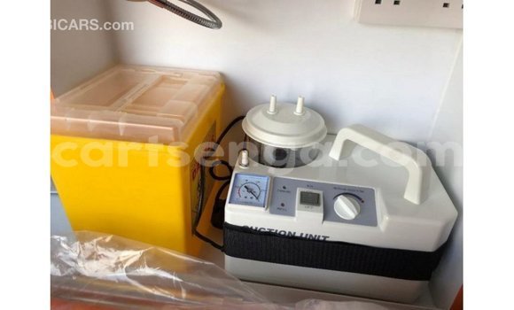 Acheter Import Voiture Toyota Hiace Blanc à Import - Dubai, Hhohho Acheter Import Voiture Toyota Hiace Blanc à Import - Dubai, Hhohho