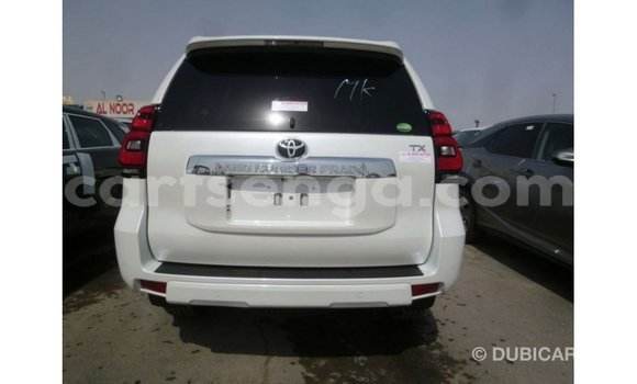 Acheter Import Voiture Toyota Prado Blanc à Import - Dubai, Hhohho Acheter Import Voiture Toyota Prado Blanc à Import - Dubai, Hhohho