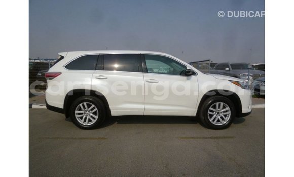 Acheter Import Voiture Toyota Kluger Blanc à Import - Dubai, Hhohho Acheter Import Voiture Toyota Kluger Blanc à Import - Dubai, Hhohho